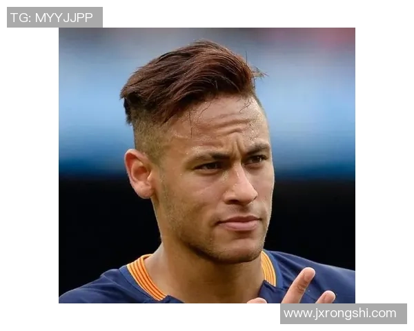 足球明星男生发型大揭秘时尚潮流与个性风格的完美结合