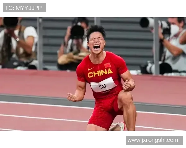 杨芳独家:分享足球心得_1